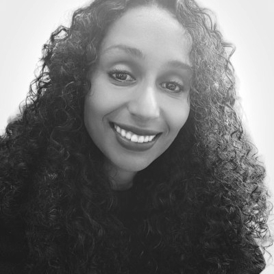 Portrait of Tammy Saul